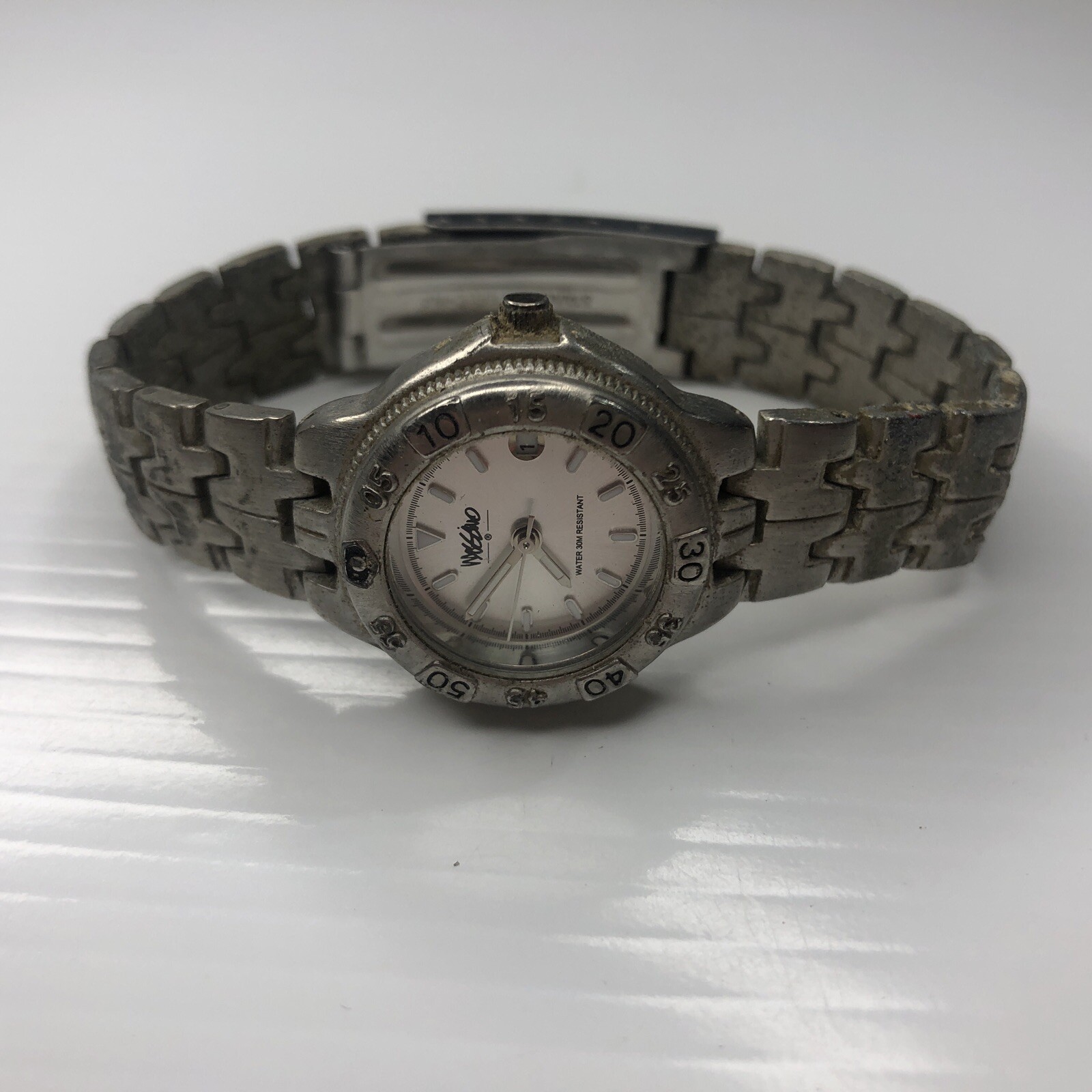 X11 Mossimo MM90107 WR30M Chrono Ladies Stainless Retro Watch Untested