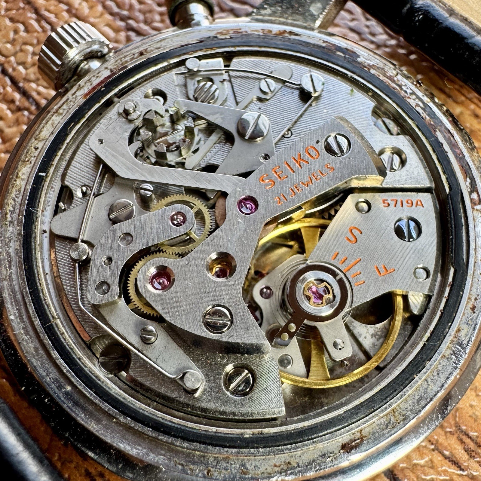 Vintage 1968 Seiko One Push Tokyo Olympic Chronograph 5719-8992 Waterproof 38mm
